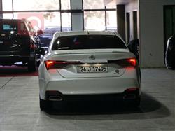 تويوتا أفالون